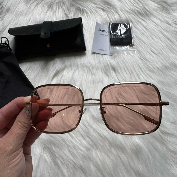 Sunglasses - Picture 2 of 3